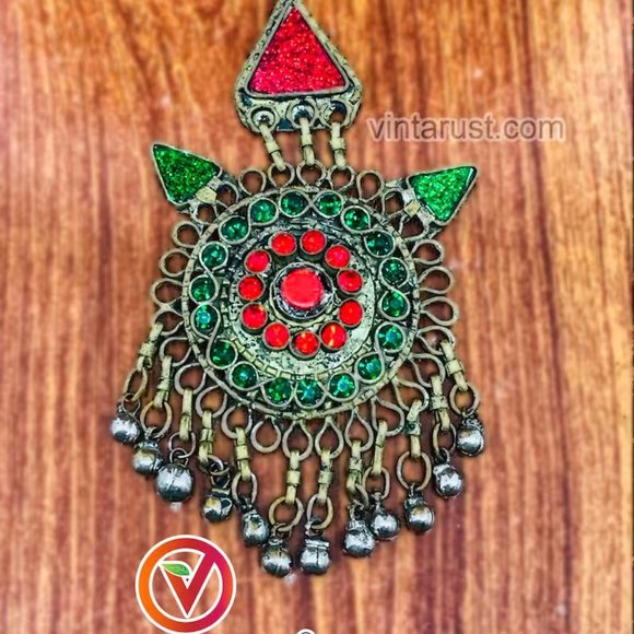 Red and Green Mang Tikka, Handmade Dangling Bells Tikka, Afghan Hair Jewelry, main image 5